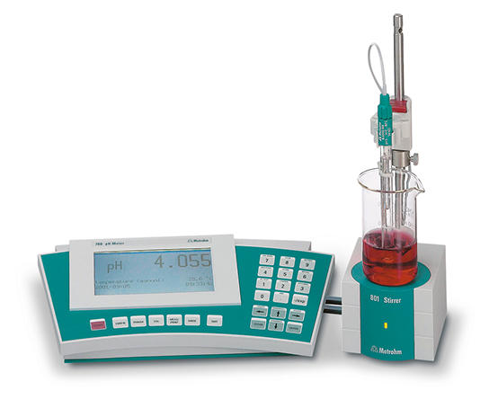 Laboratory pH meters and ion meters